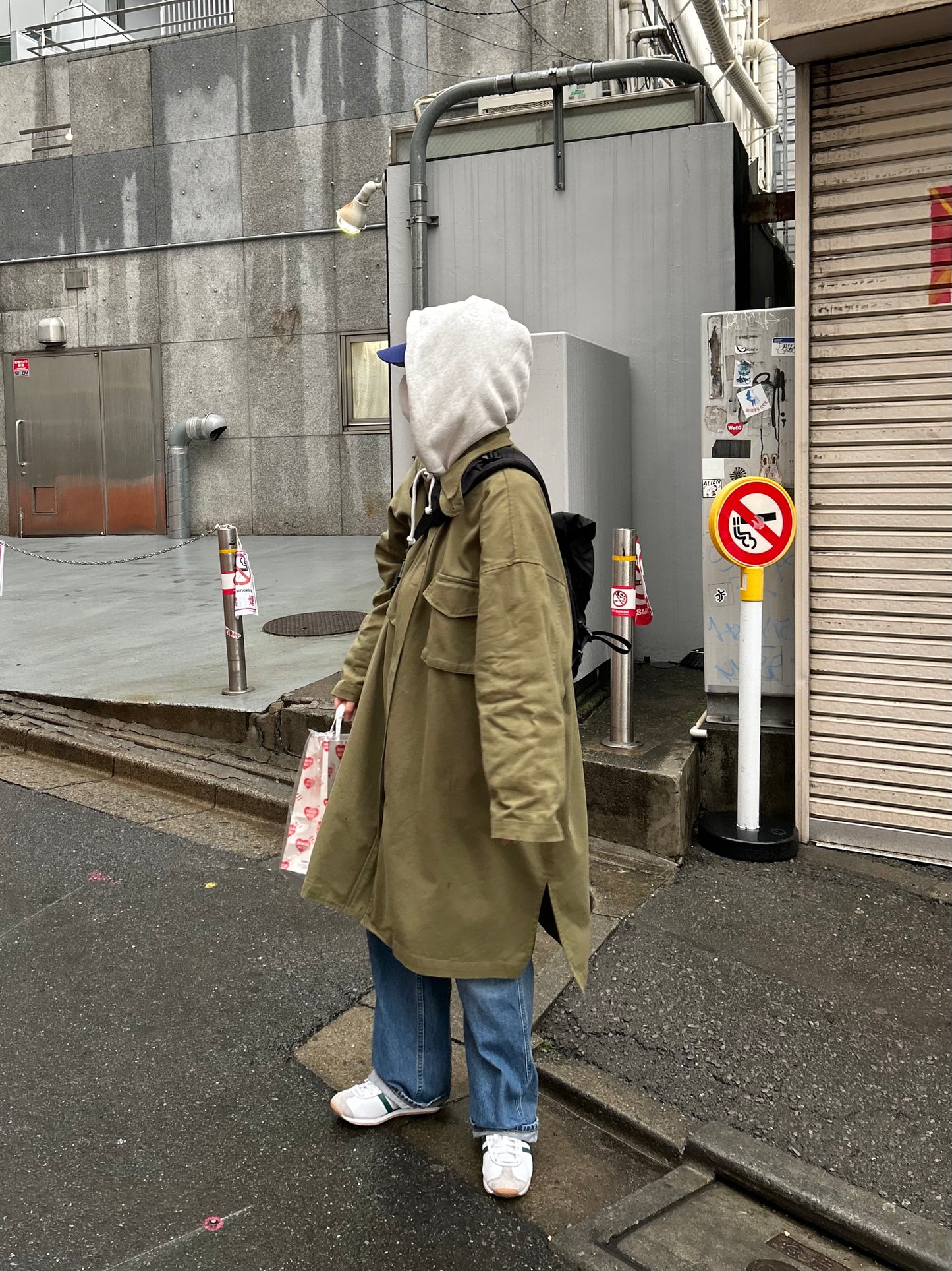 ステンカラーコート