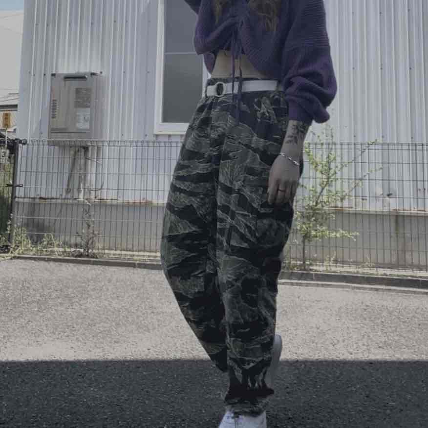 カーゴパンツ