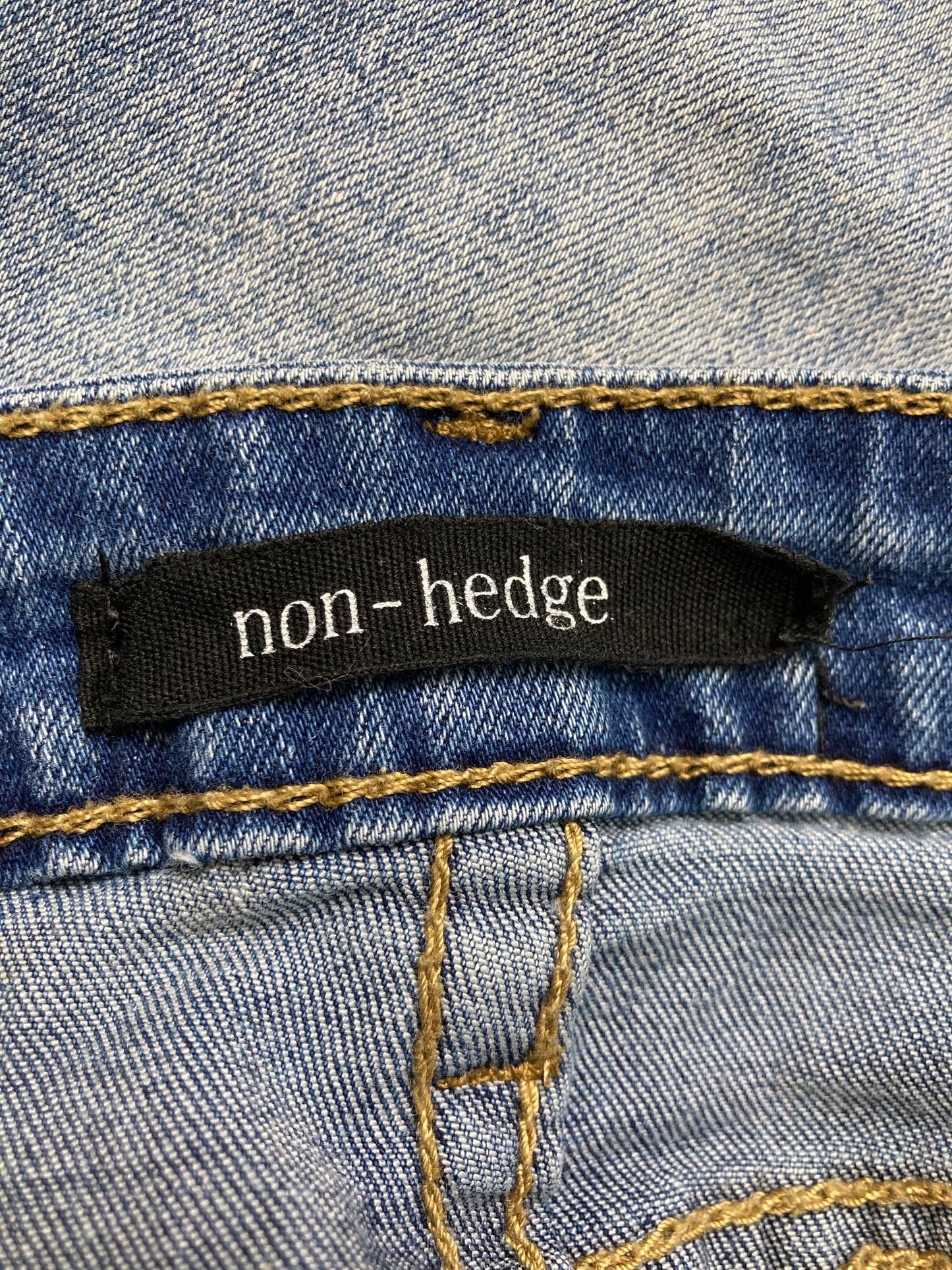 デニムパンツ