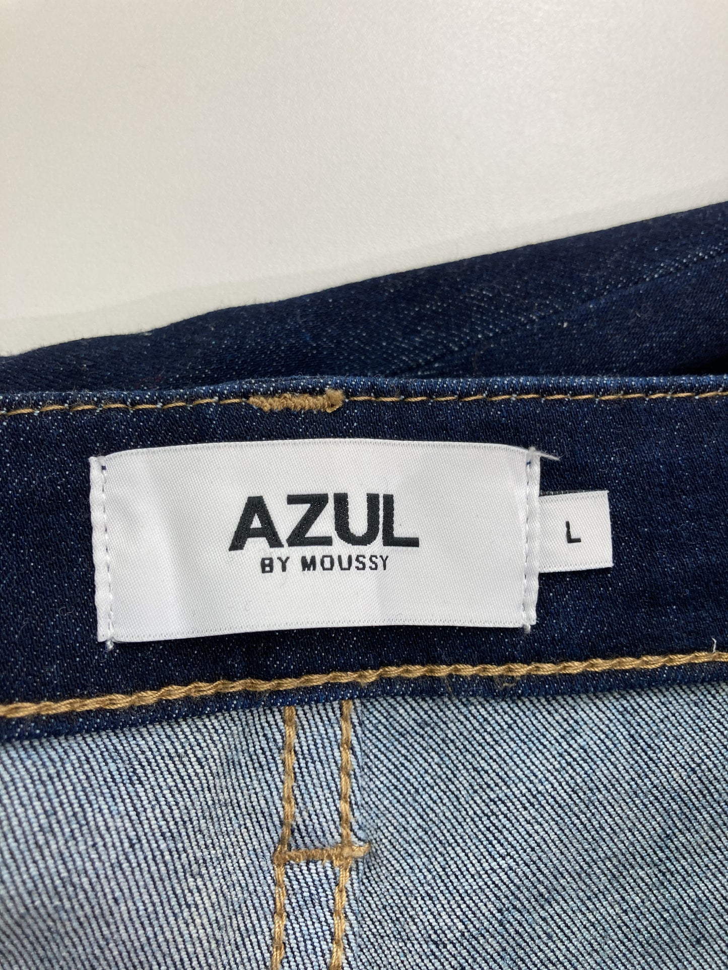 デニムパンツ