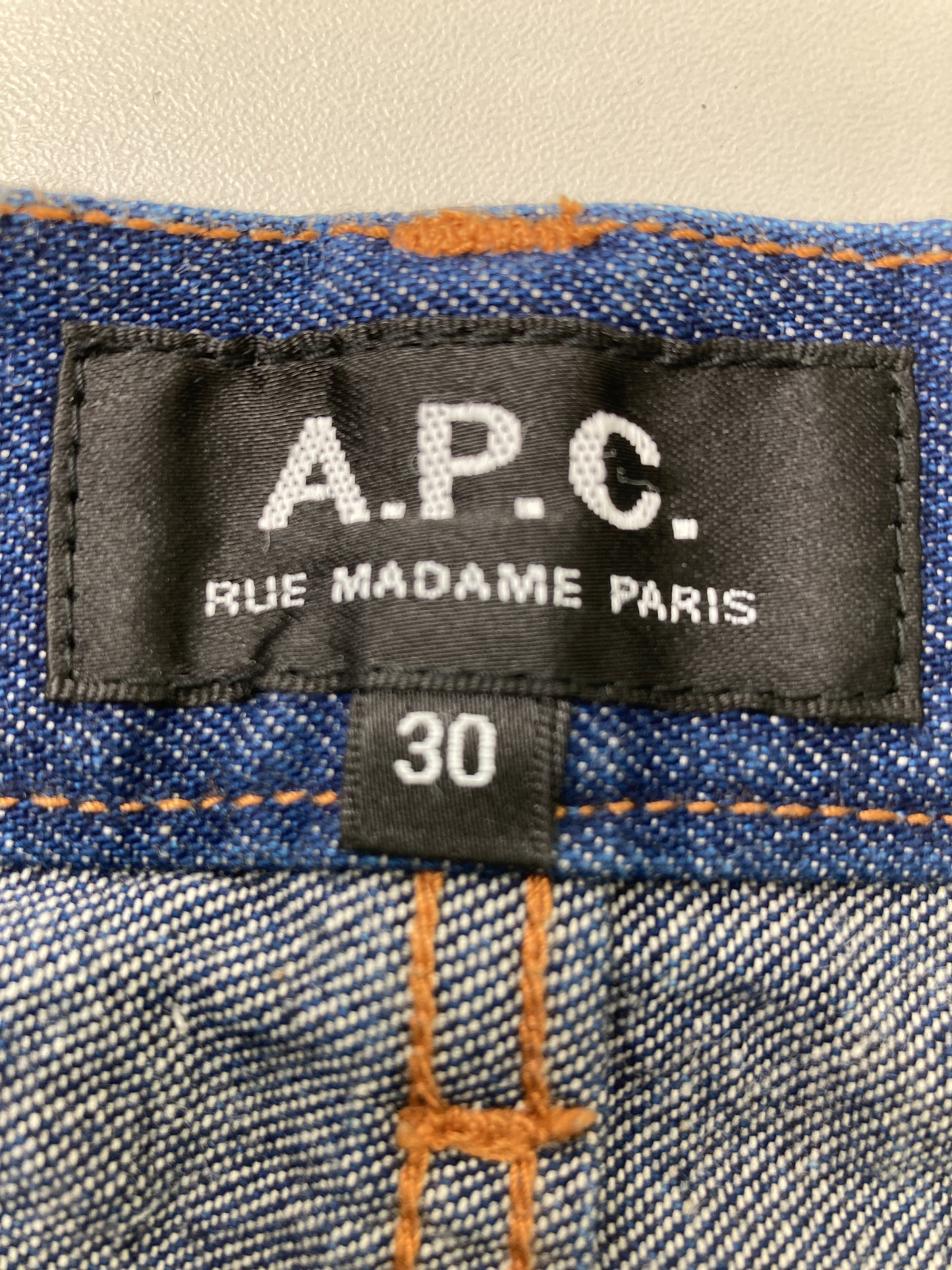 デニムパンツ