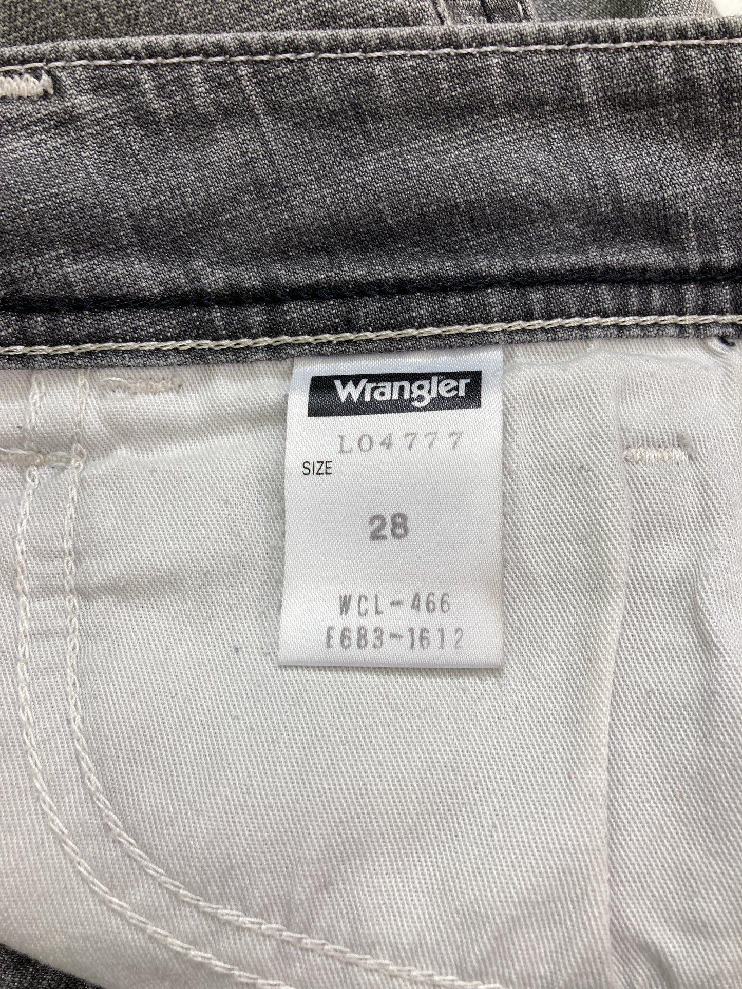 デニムパンツ