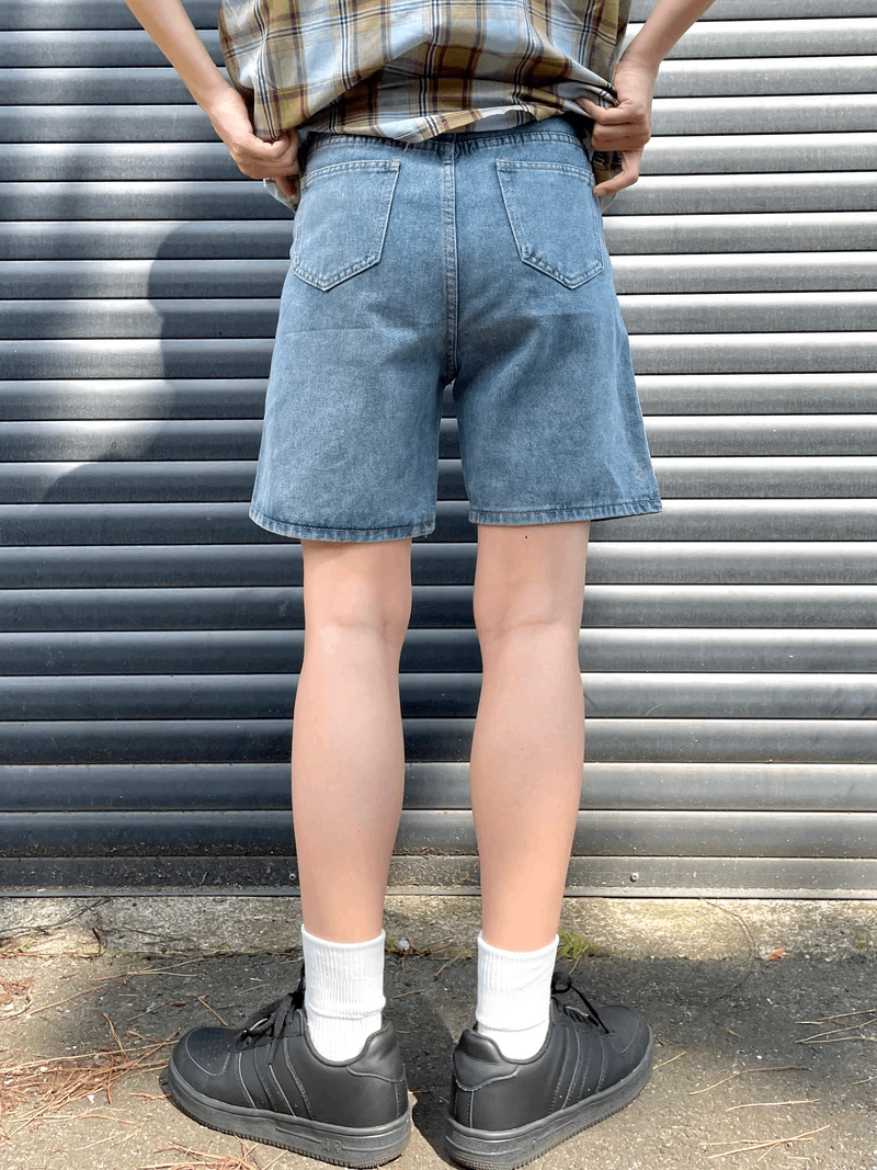 デニムパンツ