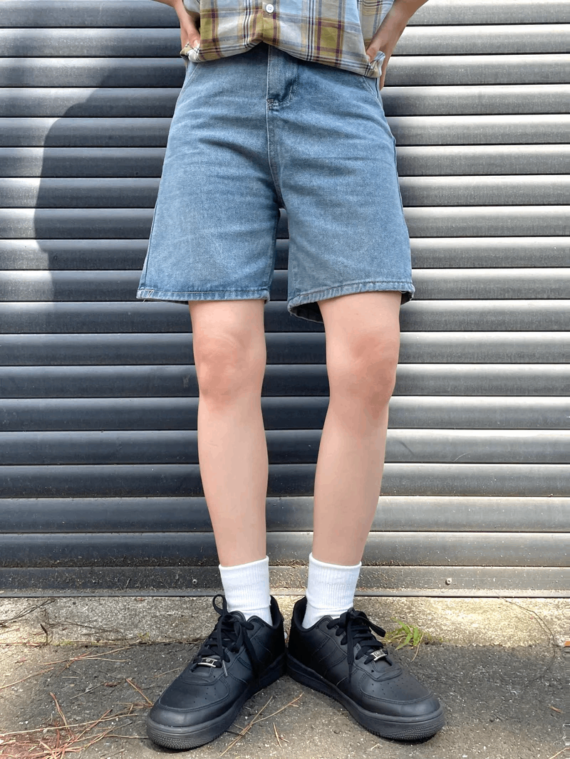 デニムパンツ