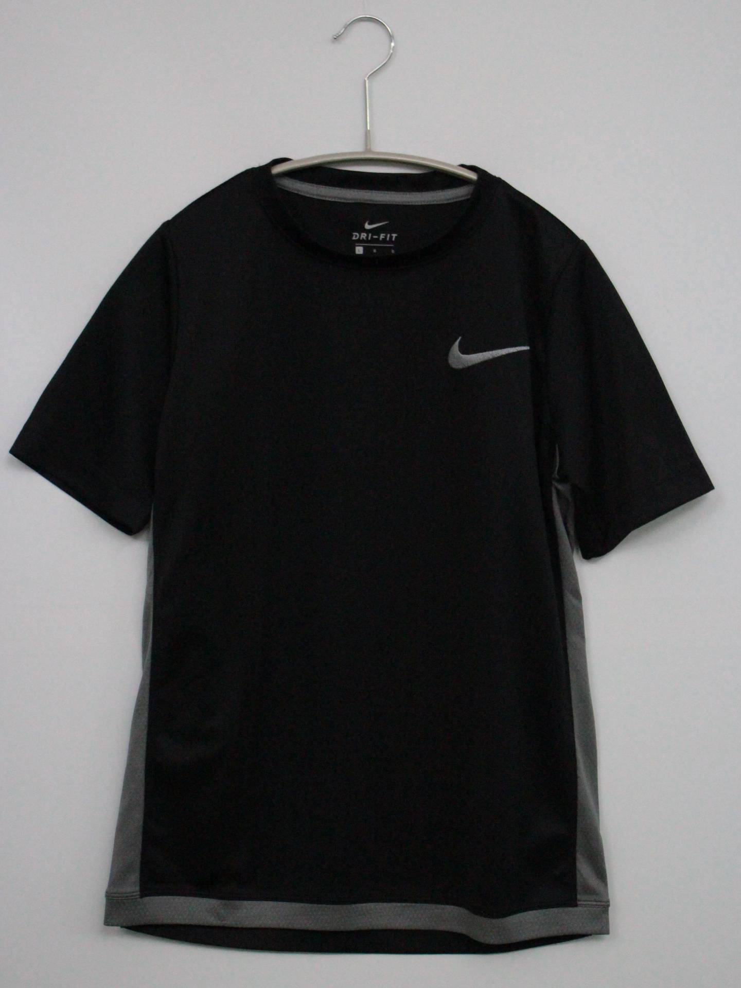 Tシャツ/カットソー