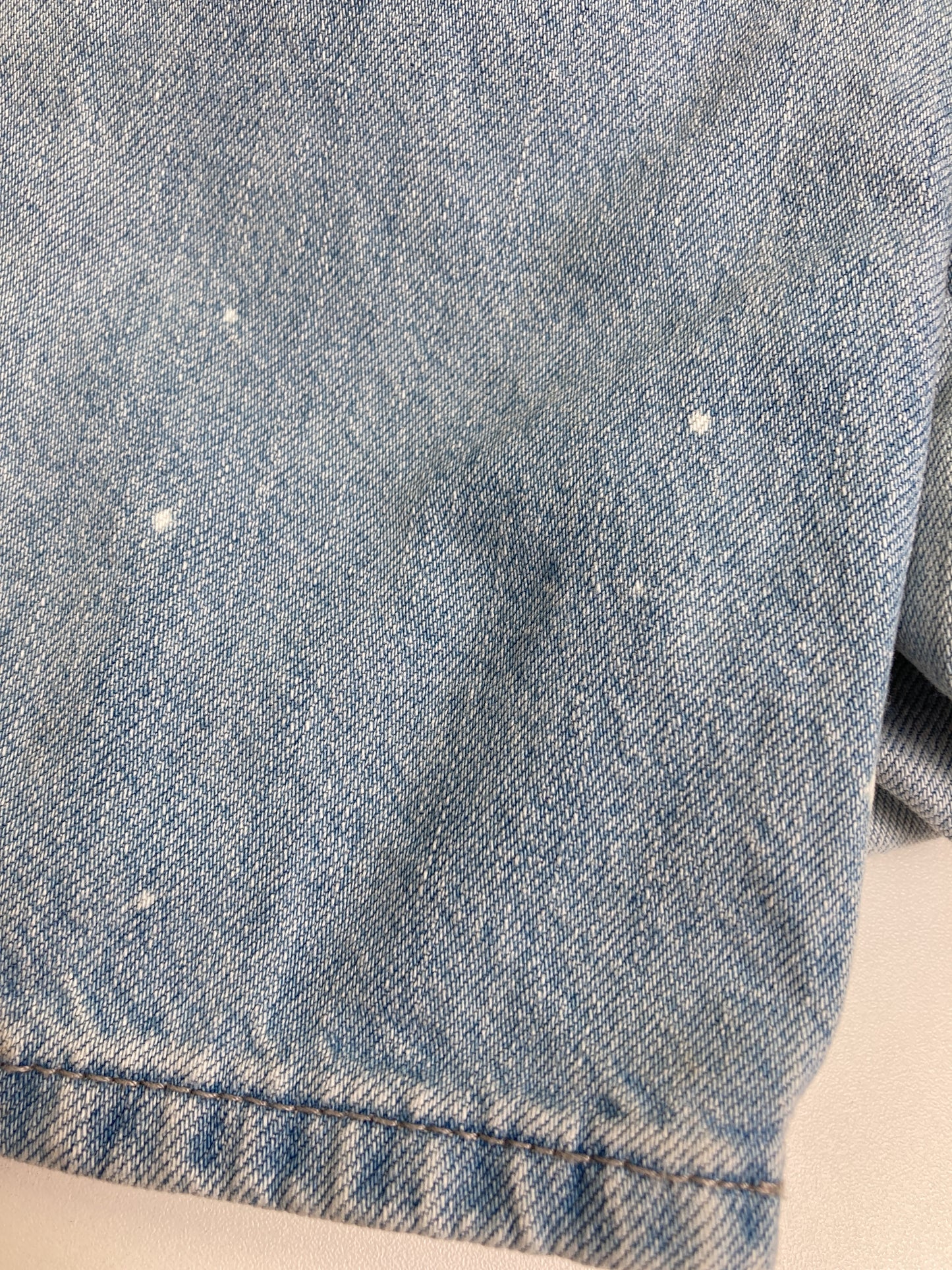 デニムパンツ