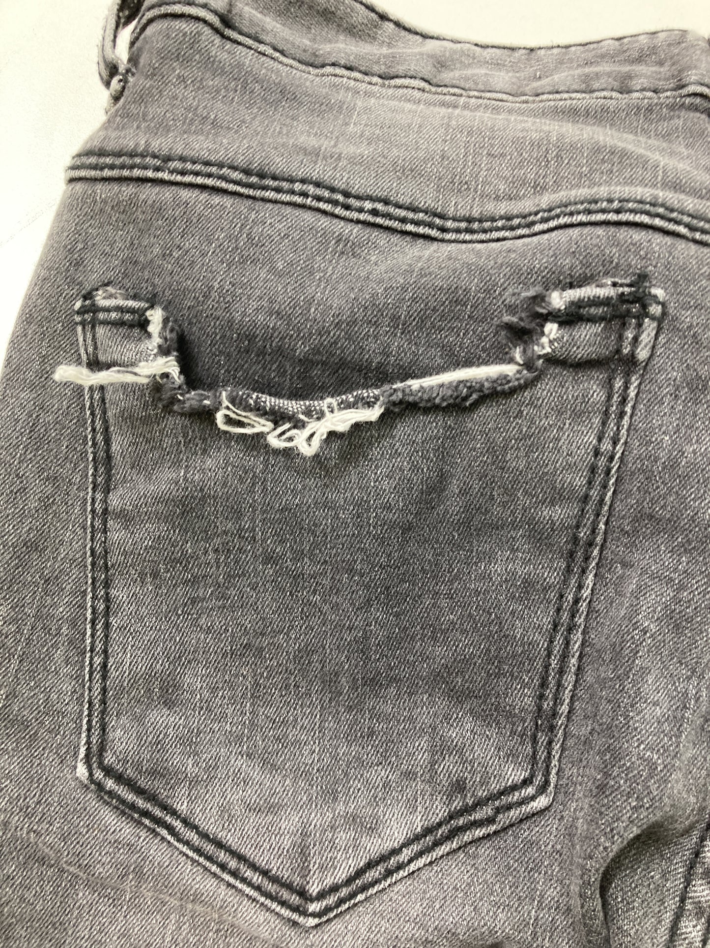 デニムパンツ